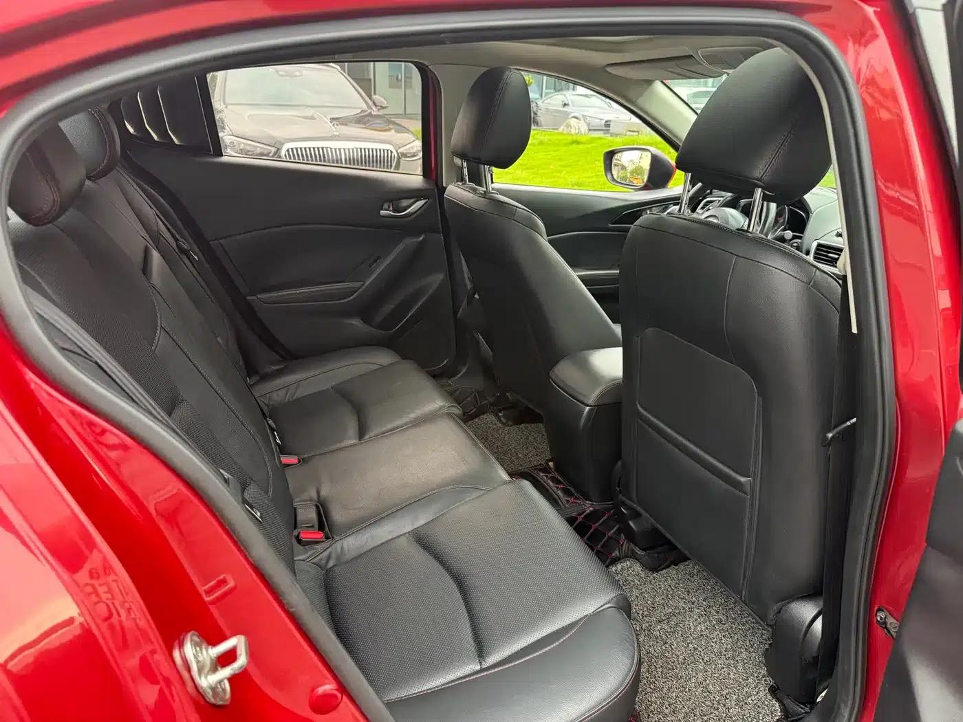 Mazda3 Axela 2016 Sedan 2.0L Automatic Flagship — миниатюра 14