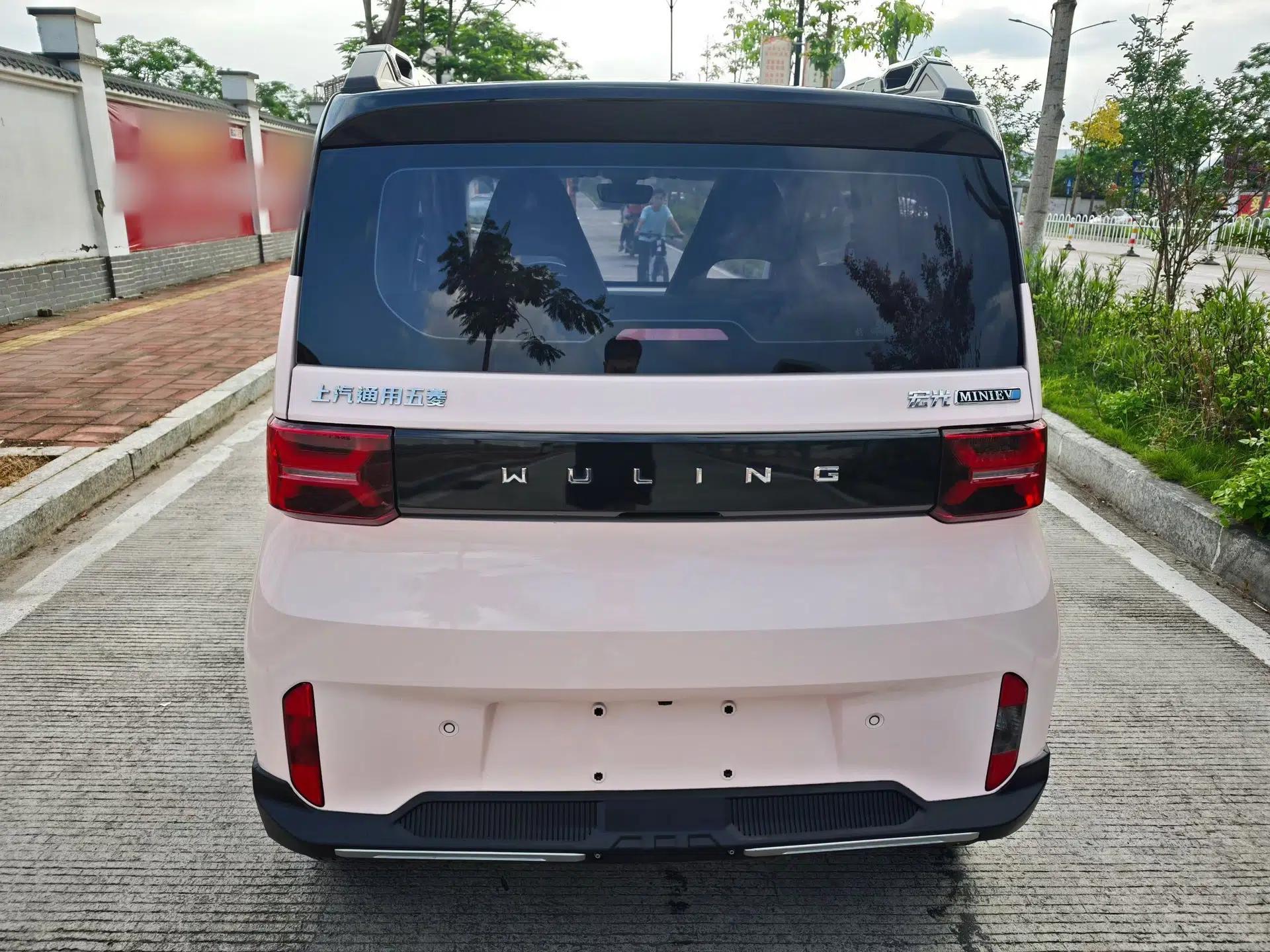 Wuling Hongguang MINIEV 2022 GAMEBOY 300km Enthusiast Model with Lithium Iron Phosphate — миниатюра 17