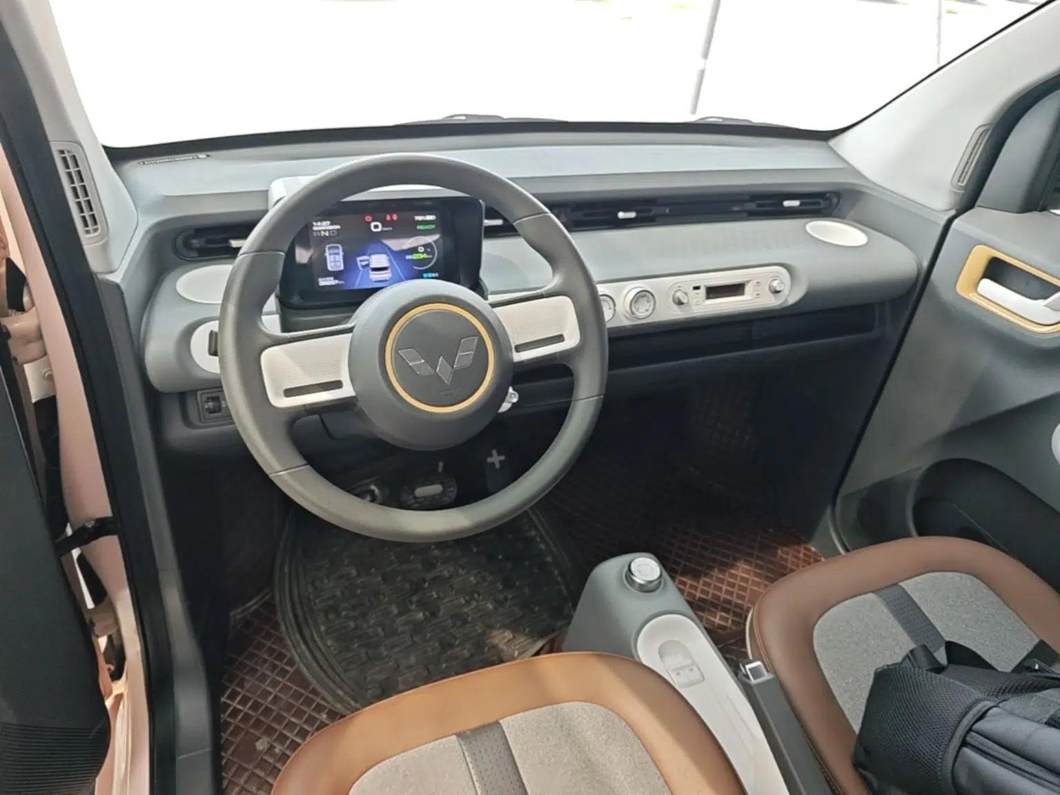 Wuling Hongguang MINIEV 2022 GAMEBOY 300km Enthusiast Model with Lithium Iron Phosphate — миниатюра 20