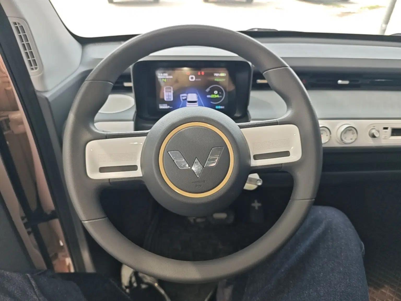 Wuling Hongguang MINIEV 2022 GAMEBOY 300km Enthusiast Model with Lithium Iron Phosphate — миниатюра 21