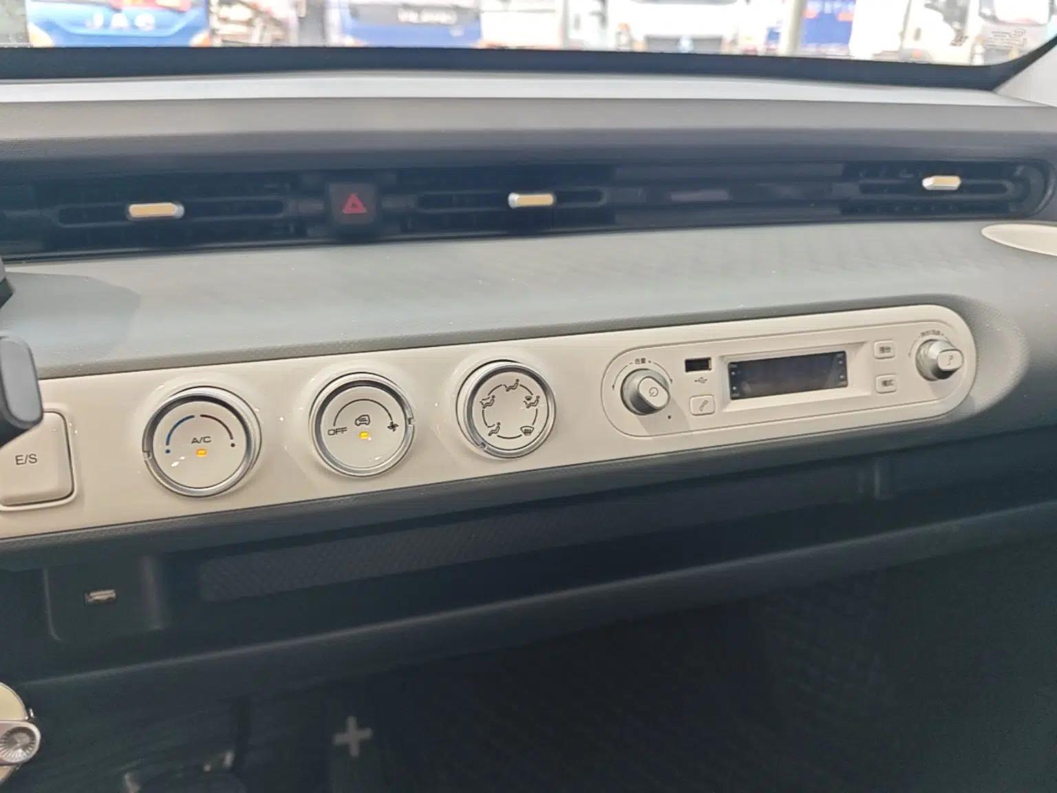 Wuling Hongguang MINIEV 2022 GAMEBOY 300km Enthusiast Model with Lithium Iron Phosphate — миниатюра 23