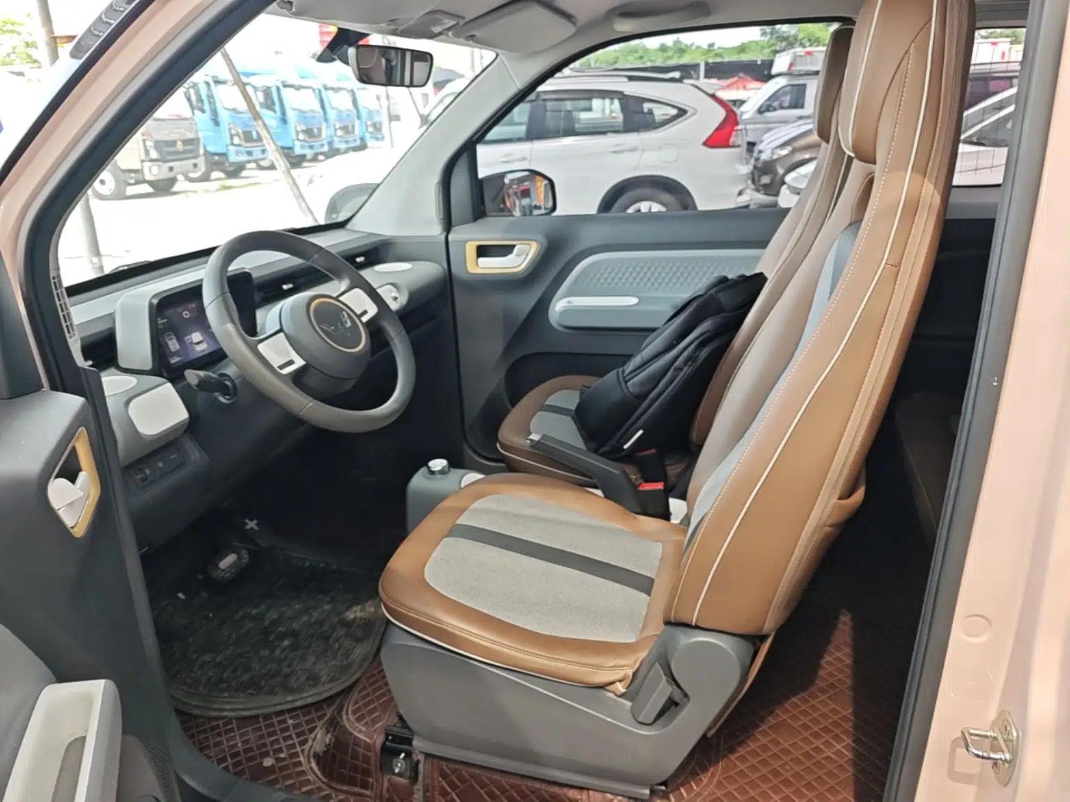 Wuling Hongguang MINIEV 2022 GAMEBOY 300km Enthusiast Model with Lithium Iron Phosphate — миниатюра 25