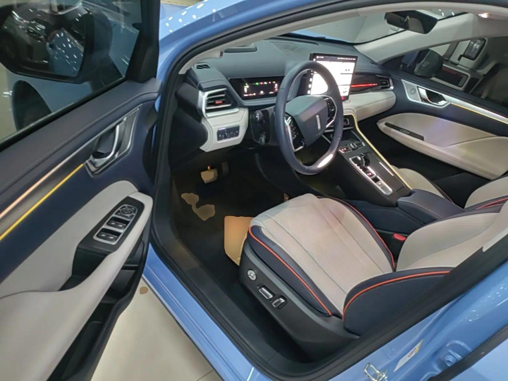 Wey Macchiato DHT-PHEV 2021 1.5L Master Edition — миниатюра 18