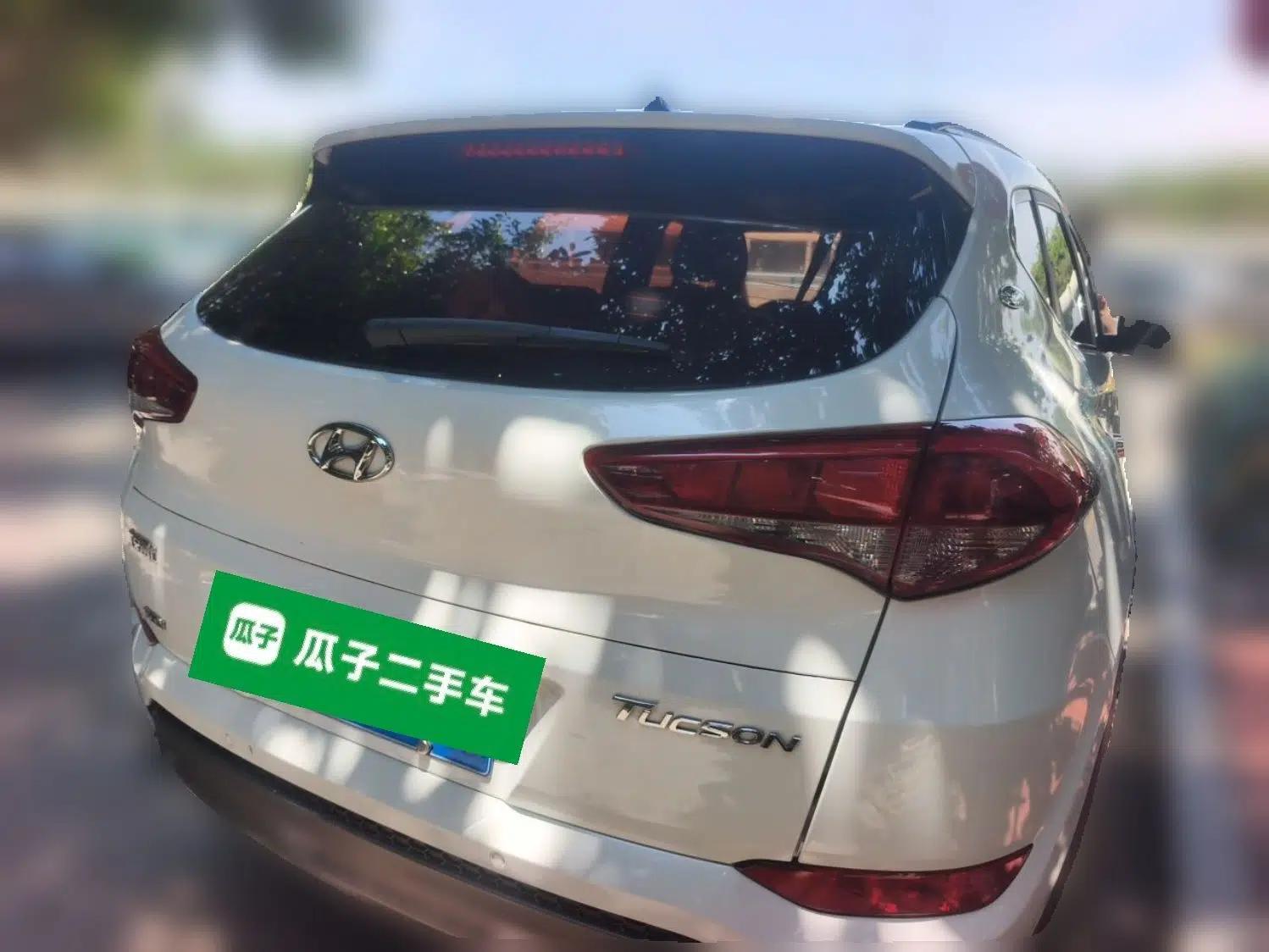 Hyundai Tucson 2018 1.6T Dual-Clutch Two-Wheel Drive 15th Anniversary Special Edition — миниатюра 6