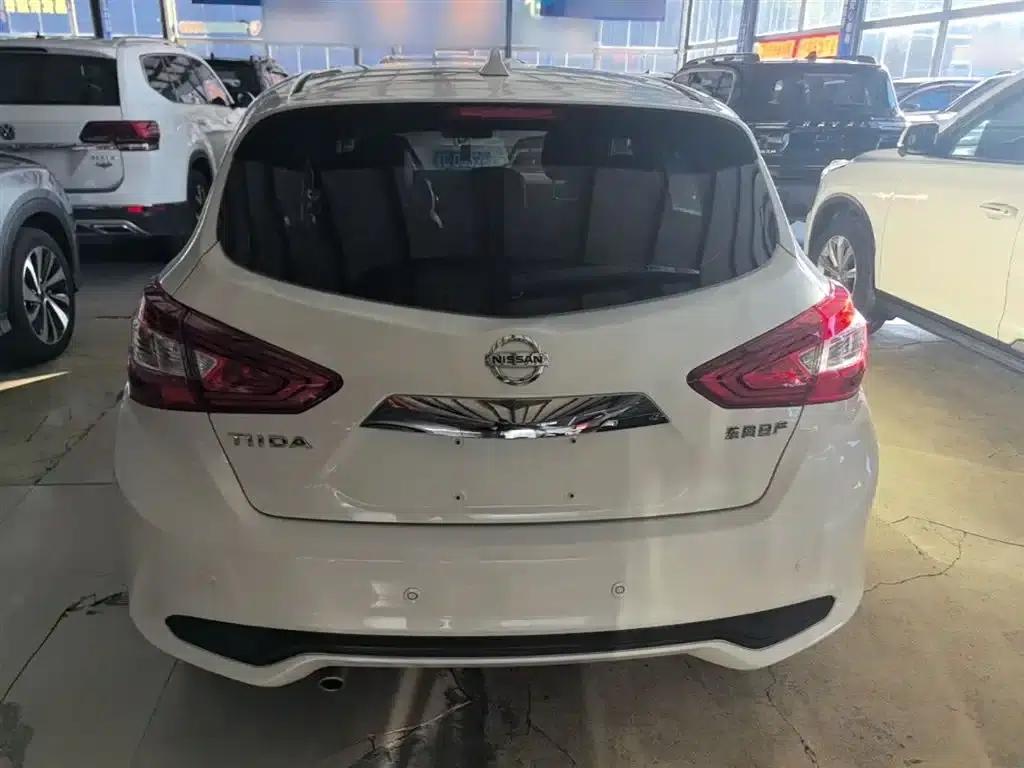 2024 Tiida 1.6L CVT Smart Edition — миниатюра 6