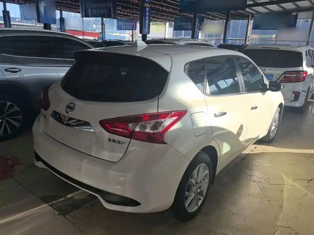 2024 Tiida 1.6L CVT Smart Edition — миниатюра 7