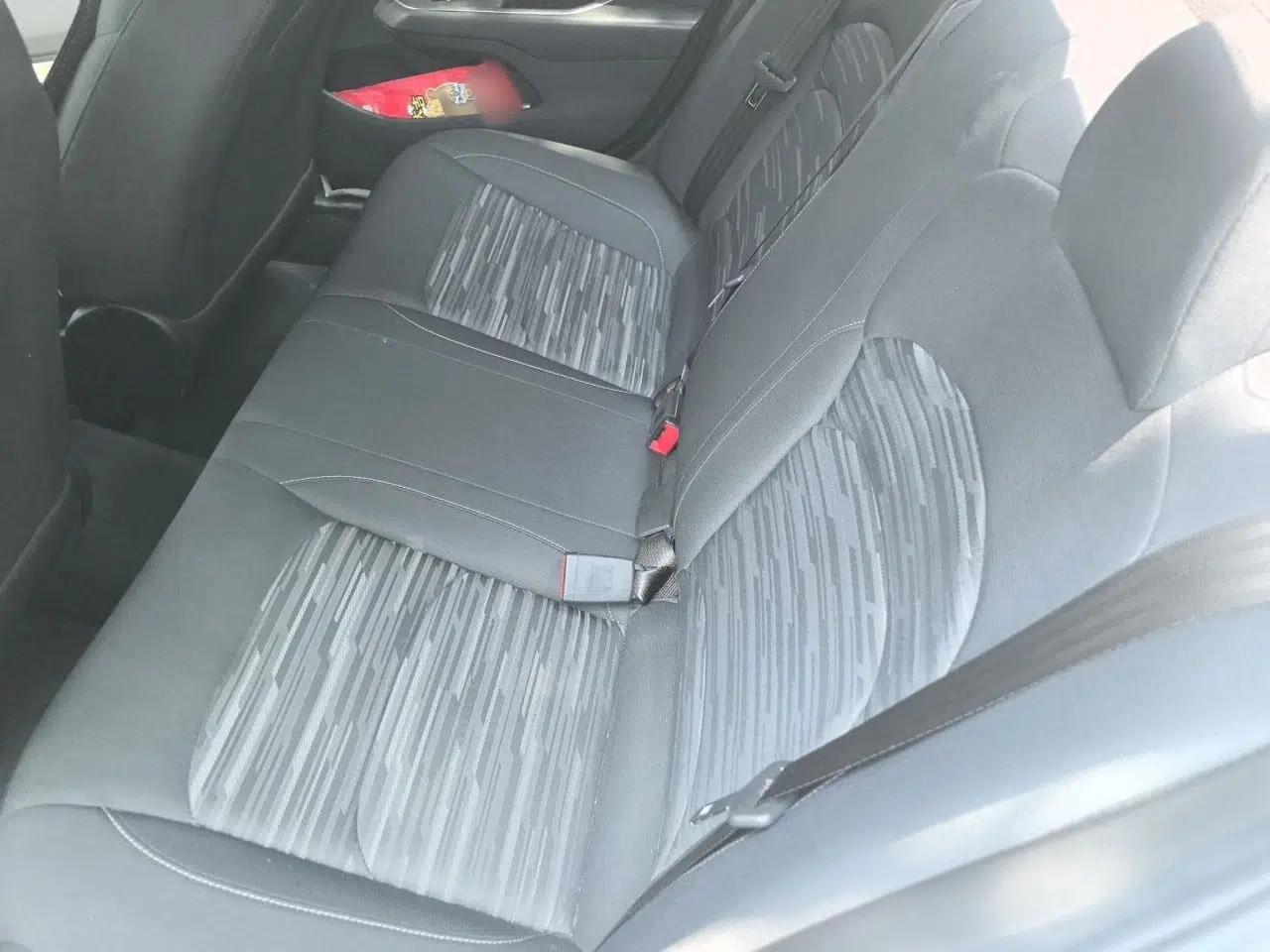 Chevrolet Cavalier 2016 1.5L Automatic Enjoyment Edition — миниатюра 17