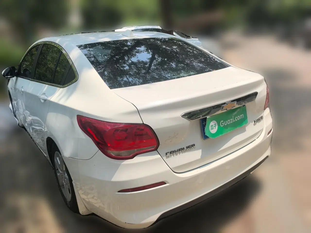 Chevrolet Cavalier 2016 1.5L Automatic Enjoyment Edition — миниатюра 4
