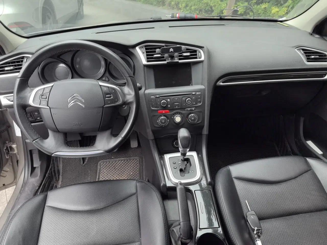 Citroen C4L 2015 1.8L Automatic Luxury Edition — миниатюра 9
