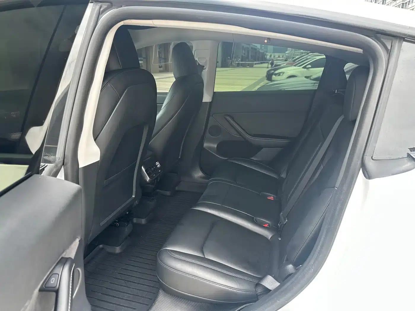 Model Y 2024 Rear-Wheel Drive — миниатюра 5