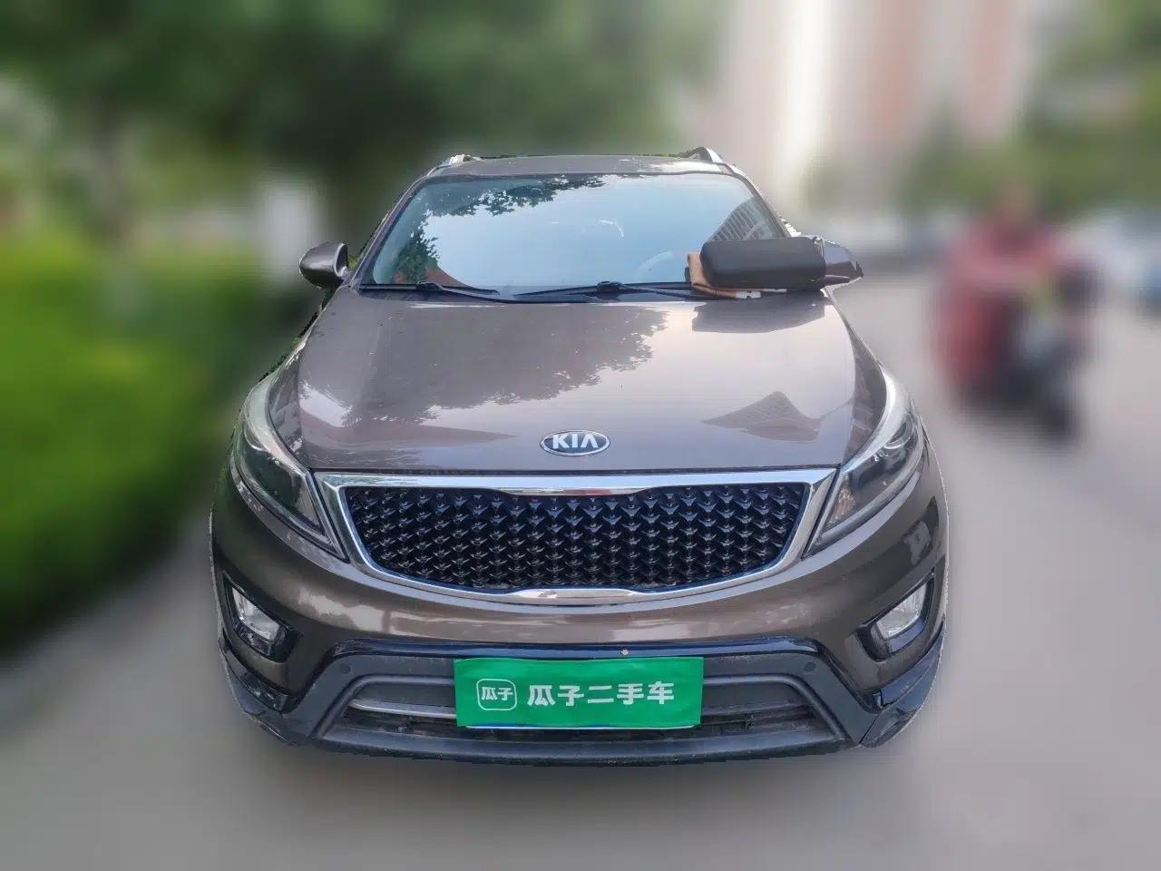Kia Sportage R 2016 2.0L Automatic Two-Wheel Drive GL — миниатюра 2