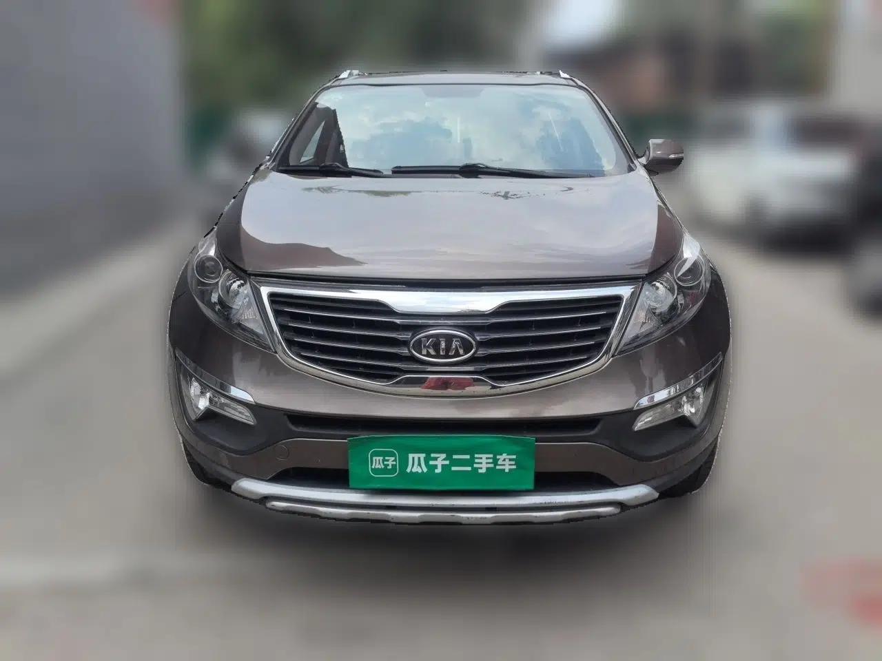 Kia Sportage R 2014 2.0L Automatic Two-Wheel Drive GLS Trim — миниатюра 2