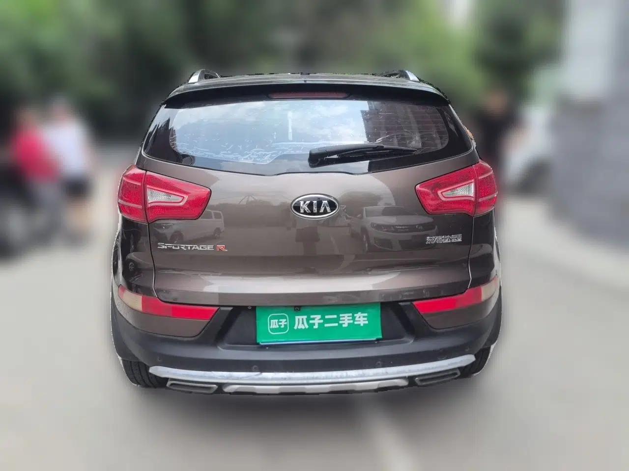 Kia Sportage R 2014 2.0L Automatic Two-Wheel Drive GLS Trim — миниатюра 5