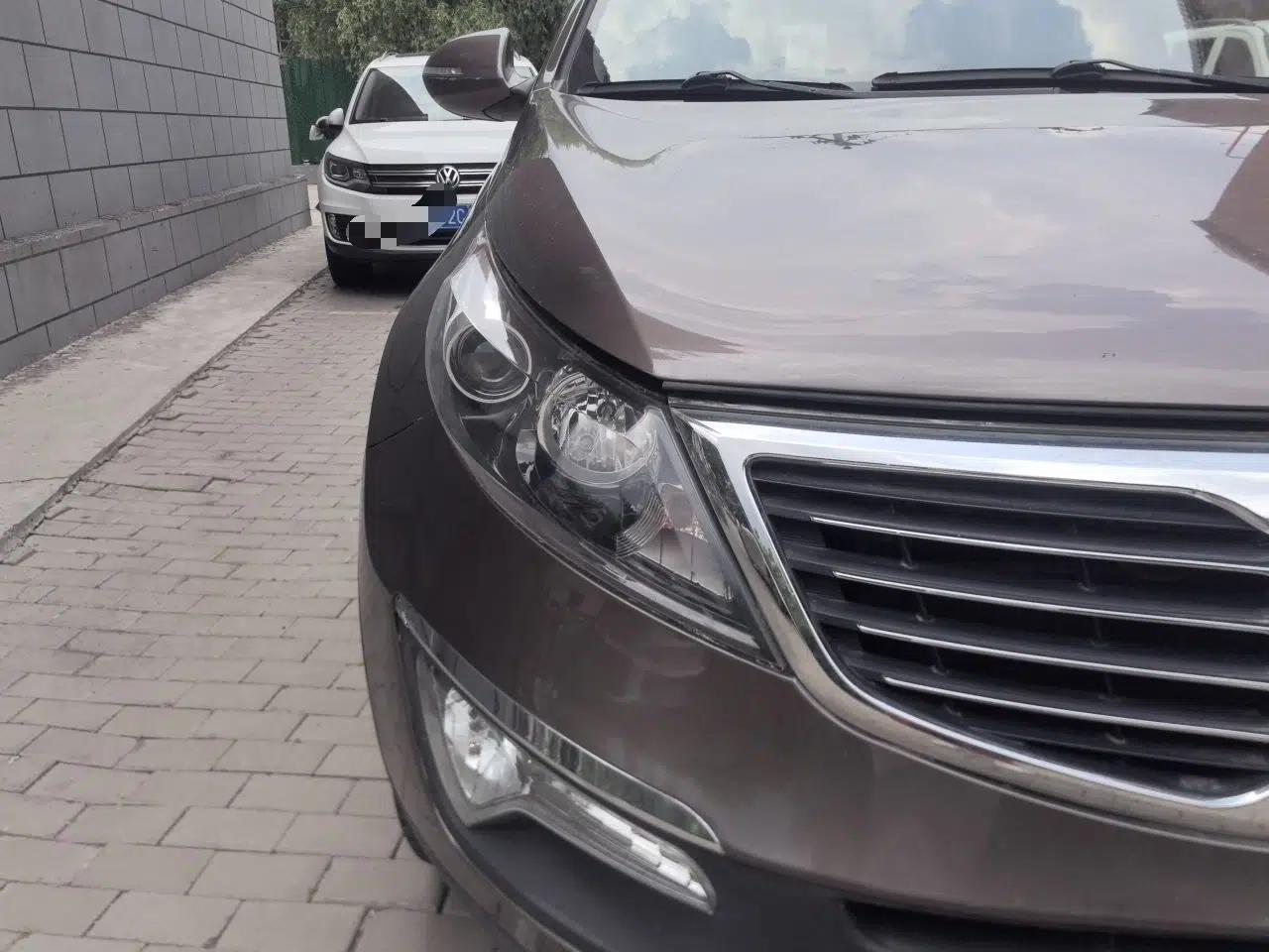 Kia Sportage R 2014 2.0L Automatic Two-Wheel Drive GLS Trim — миниатюра 7