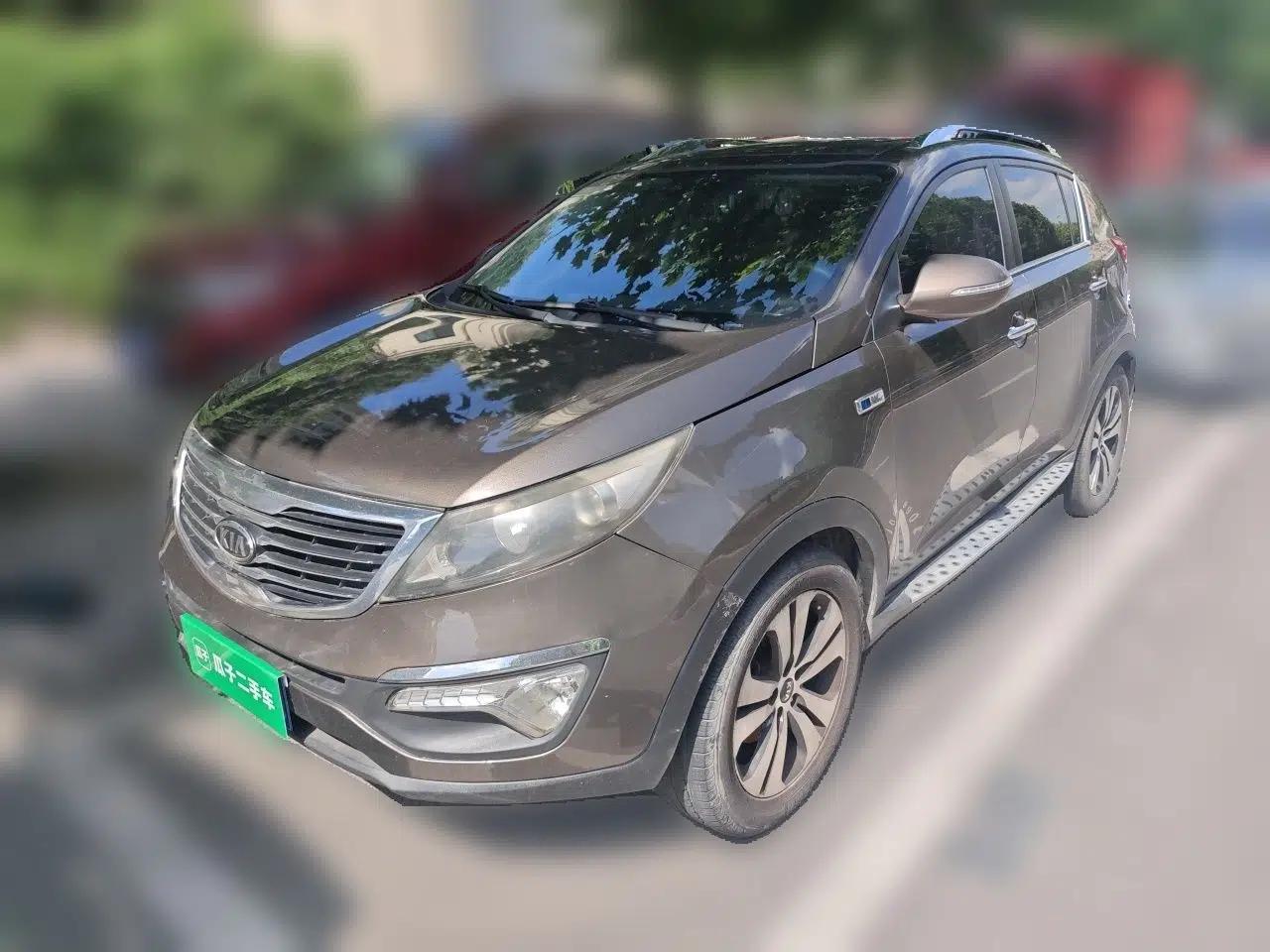 Kia Sportage R 2012 2.0L Automatic Two-Wheel Drive NAVI — миниатюра 1