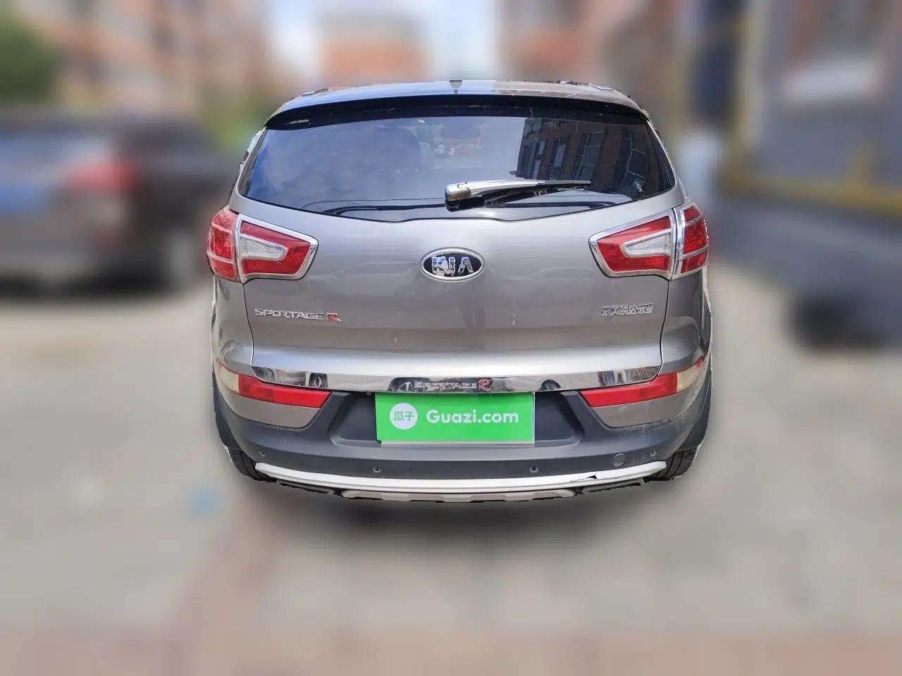 Kia Sportage R 2012 2.0L Automatic Two-Wheel Drive NAVI — миниатюра 5