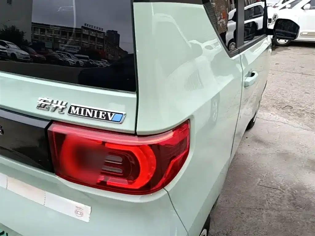 Hongguang MINIEV 2022 Macaron Premium Edition (Lithium Iron Phosphate) — миниатюра 8
