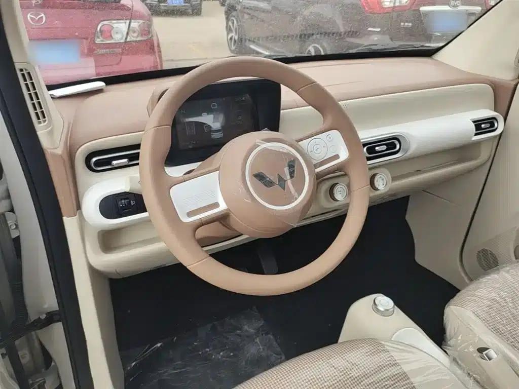 Hongguang MINIEV 2024 Third Generation 215km/h Youth Edition — миниатюра 11
