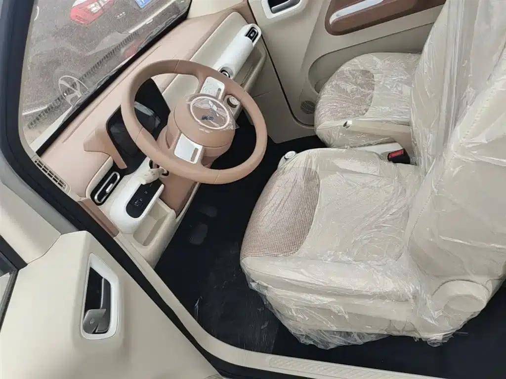 Hongguang MINIEV 2024 Third Generation 215km/h Youth Edition — миниатюра 15