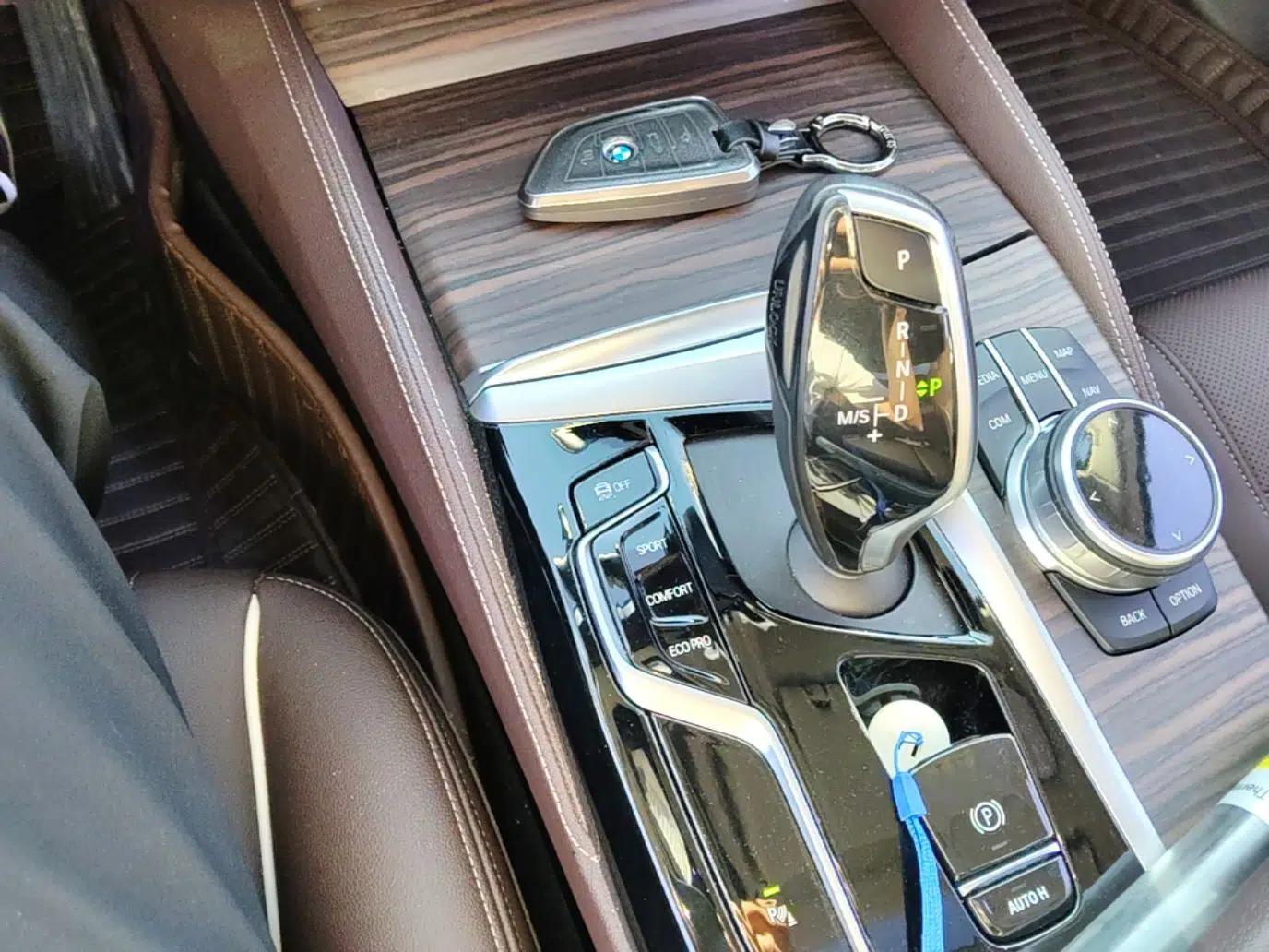 BMW 5 Series 2021 530Li Leading Luxury Package — миниатюра 16