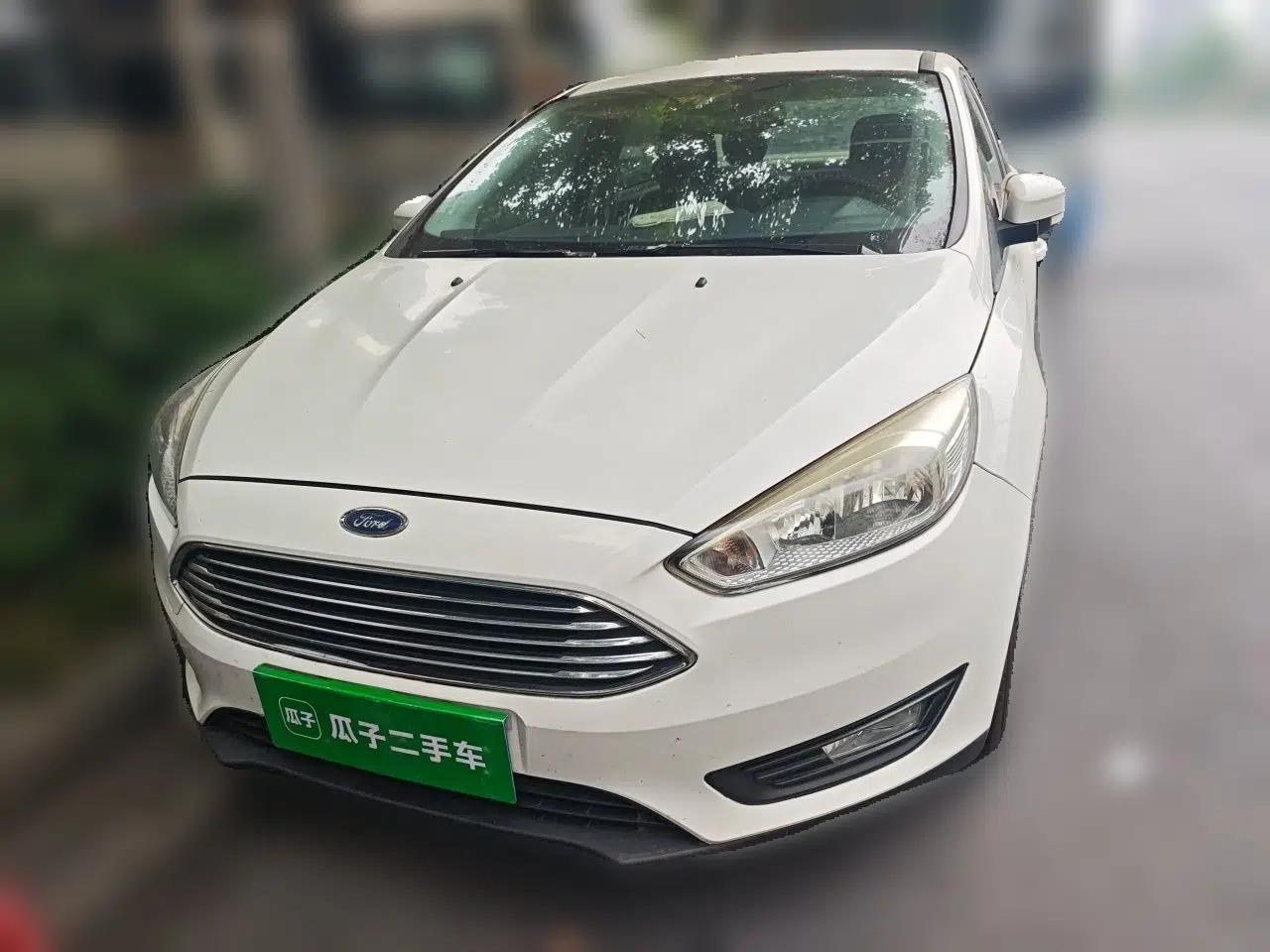 Ford Focus 2017 Sedan 1.6L Manual Comfort Plus SmartDrive Edition — миниатюра 2