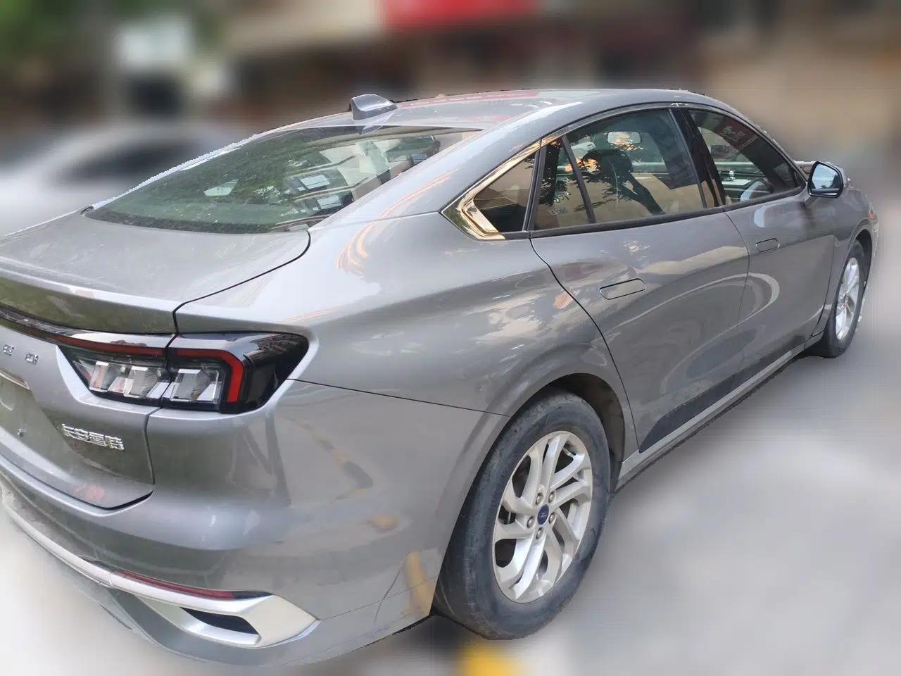Ford Mondeo 2023 EcoBoost 180 Comfort Model — миниатюра 6