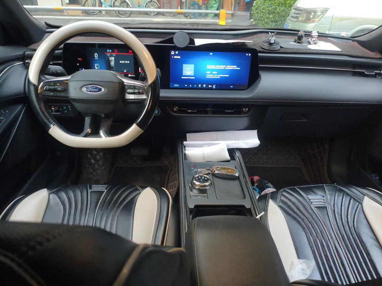 Ford Mondeo 2023 EcoBoost 180 Comfort Model — миниатюра 9