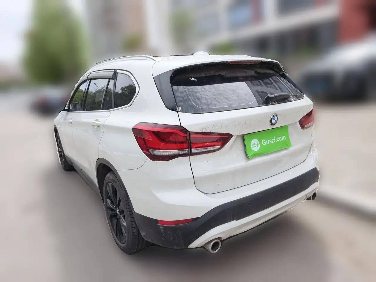 BMW X1 2021 sDrive20Li Fashion Model — миниатюра 4