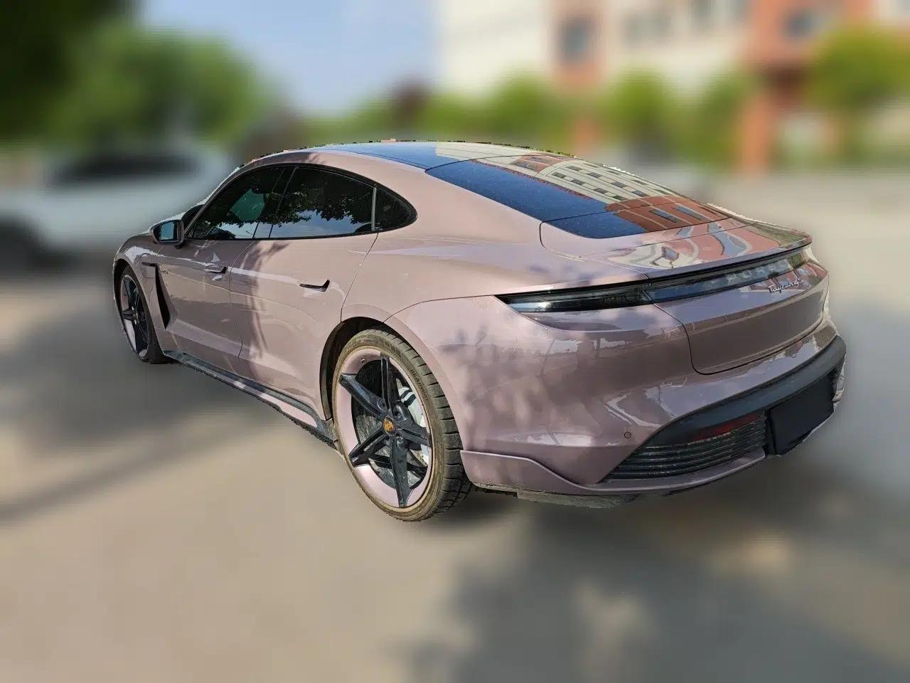 Porsche Taycan 2022-Year Updated Taycan — миниатюра 4