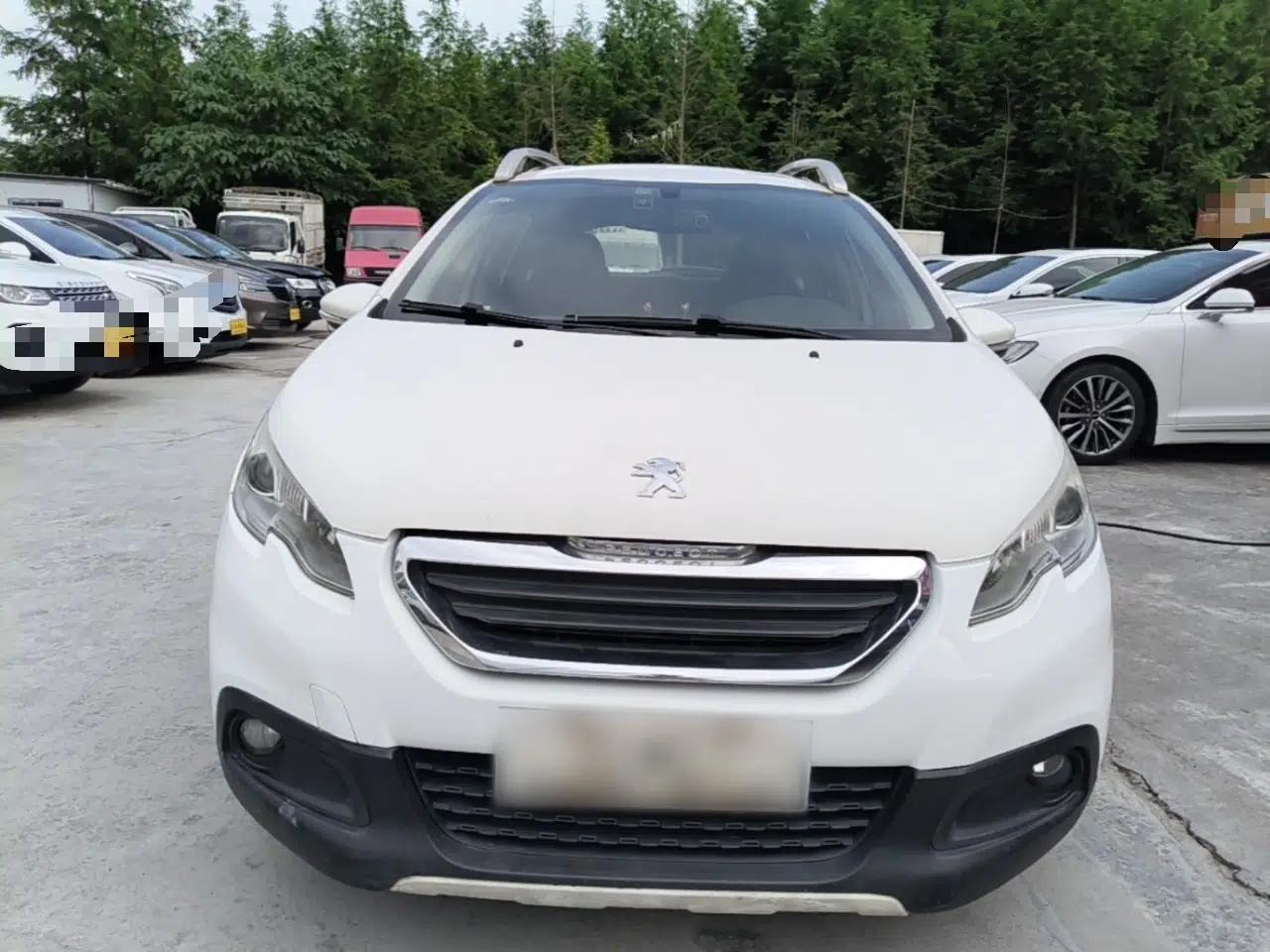 Peugeot 2008 2014 1.6L Automatic Trend Edition — миниатюра 2