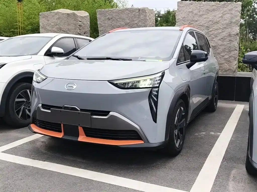 AION Y 2021 Model 70 Smart Edition — миниатюра 2