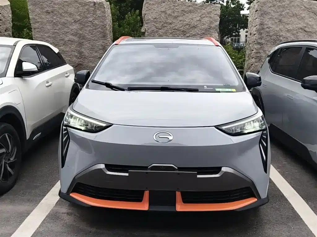 AION Y 2021 Model 70 Smart Edition — миниатюра 3