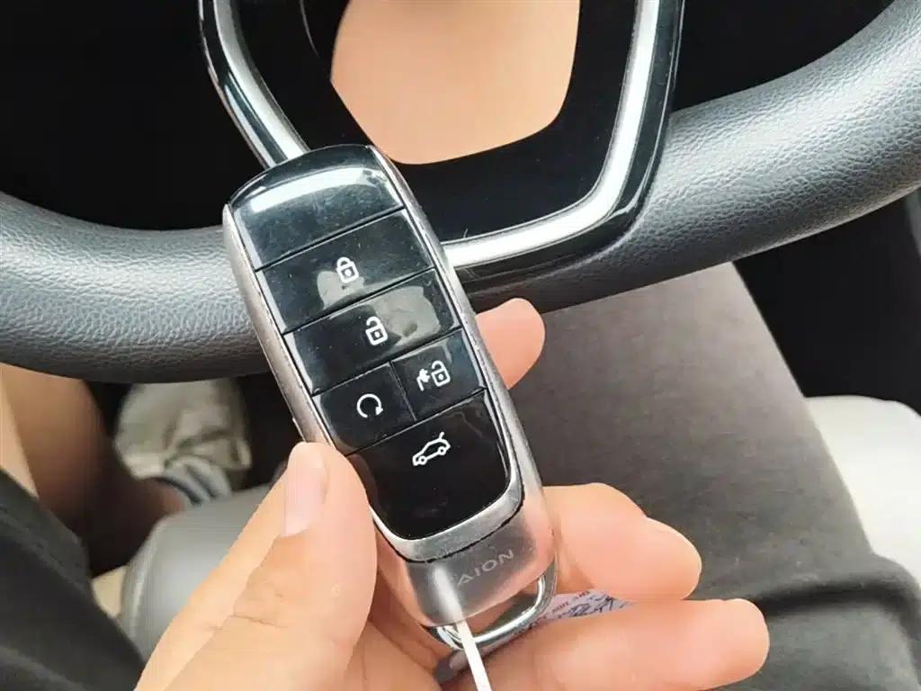 AION Y 2021 Model 70 Smart Edition — миниатюра 9