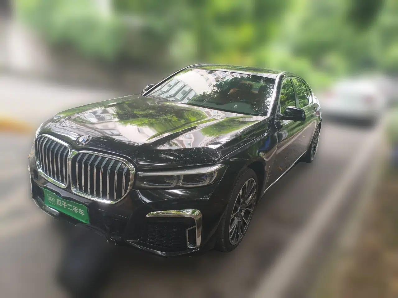 BMW 7 Series 2009 740Li Leading Model — миниатюра 1