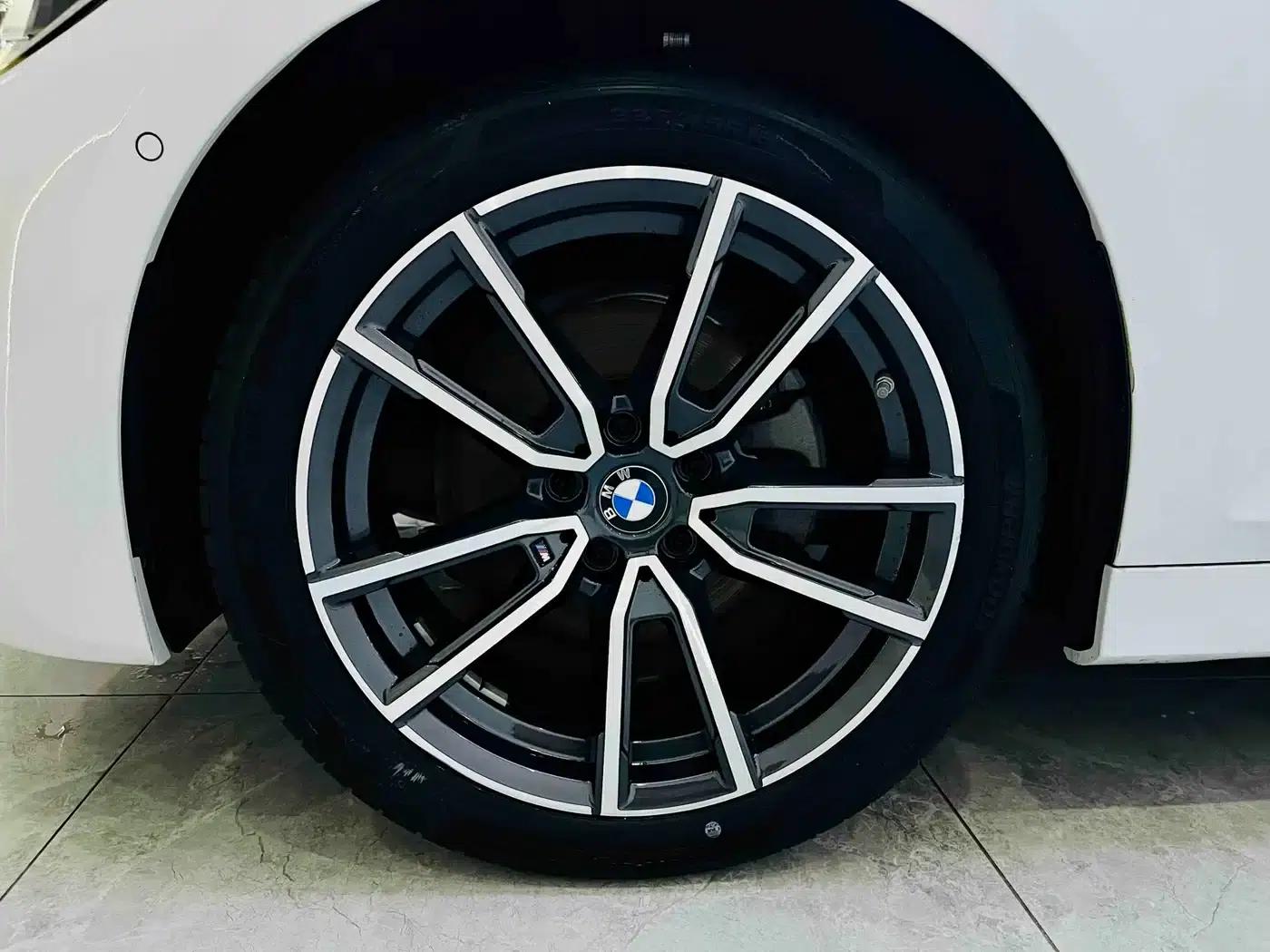 2021 BMW 3 Series 325Li xDrive M Sport Package — миниатюра 14