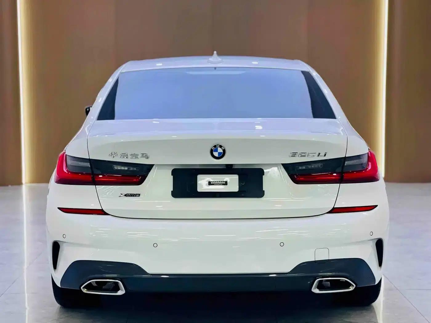 2021 BMW 3 Series 325Li xDrive M Sport Package — миниатюра 4