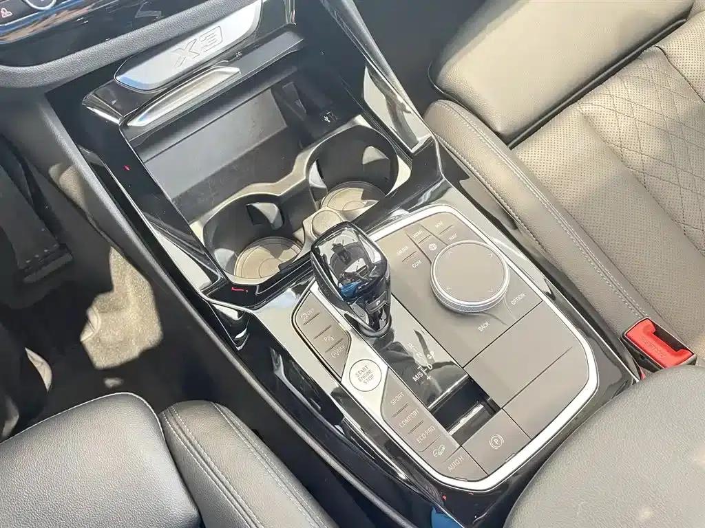 2023 BMW X3 xDrive25i M Sport Package — миниатюра 15