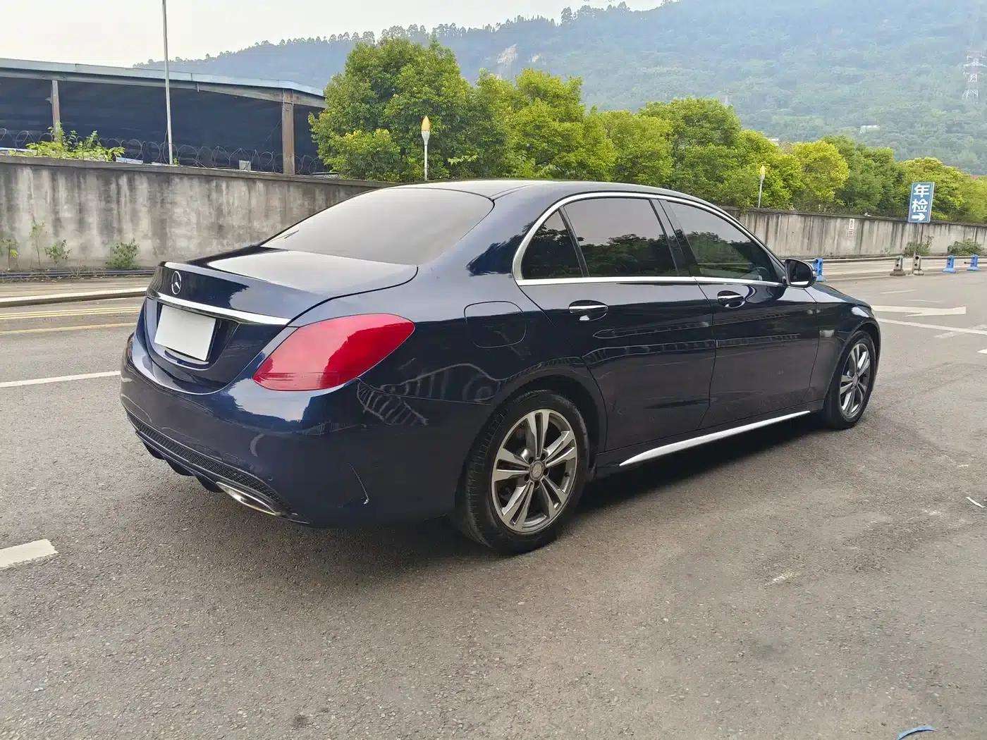 2017 Mercedes-Benz C-Class C 200 L Sport Edition — миниатюра 9