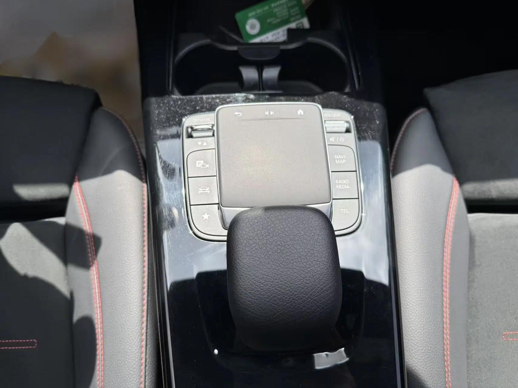 Mercedes-Benz A-Class 2023 A 200 L Fashion Model — миниатюра 15