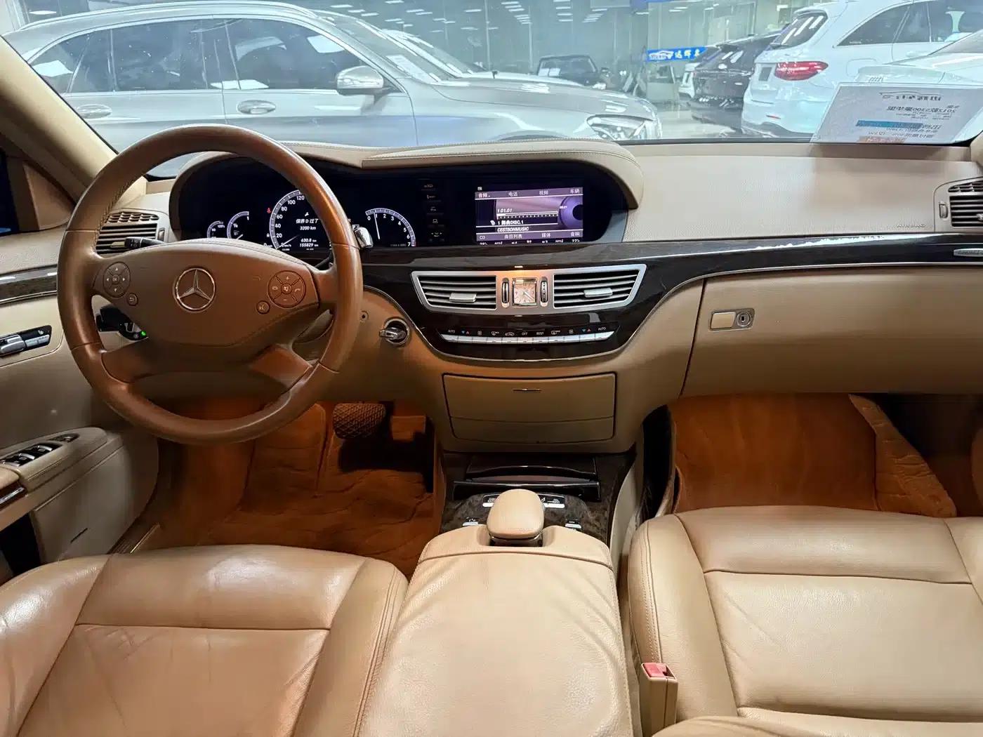 Mercedes-Benz S-Class 2012 S 300 L Grand Edition — миниатюра 7