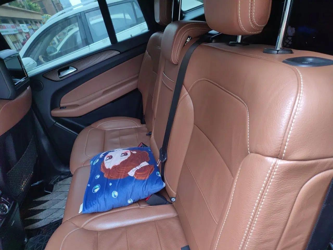 Mercedes-Benz GLS 2016 GLS 400 4MATIC Luxury Model — миниатюра 17