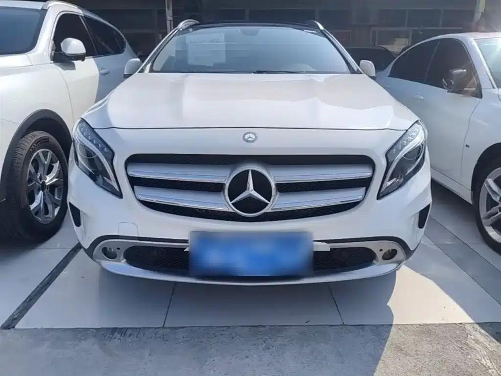 2015 Mercedes-Benz GLA 200 Fashion Edition — миниатюра 3