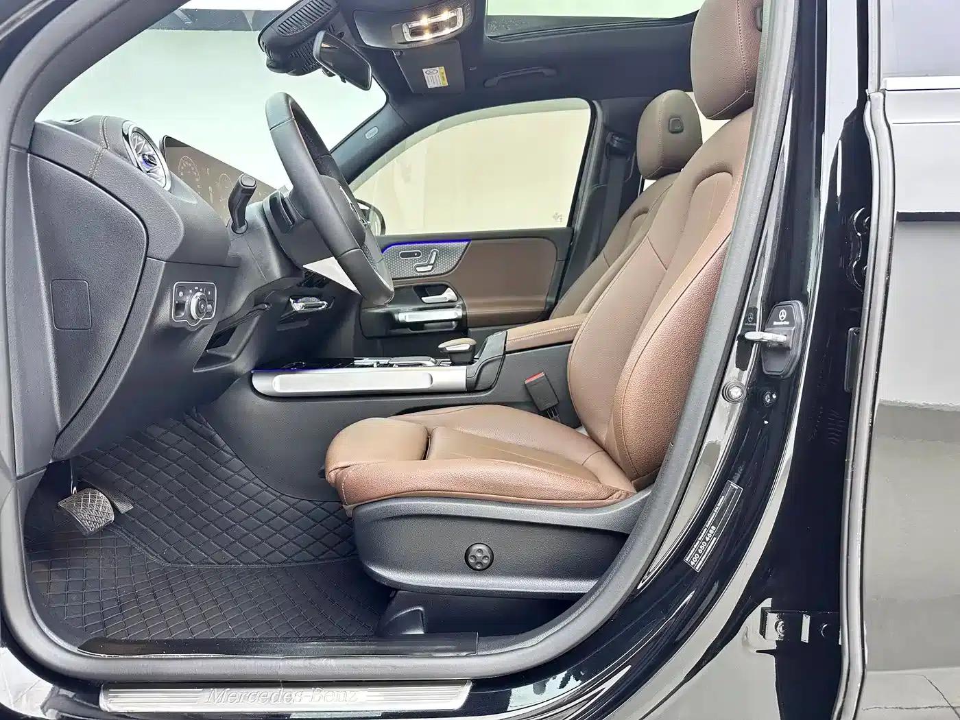 2024 Mercedes-Benz GLB 220 Dynamic — миниатюра 4