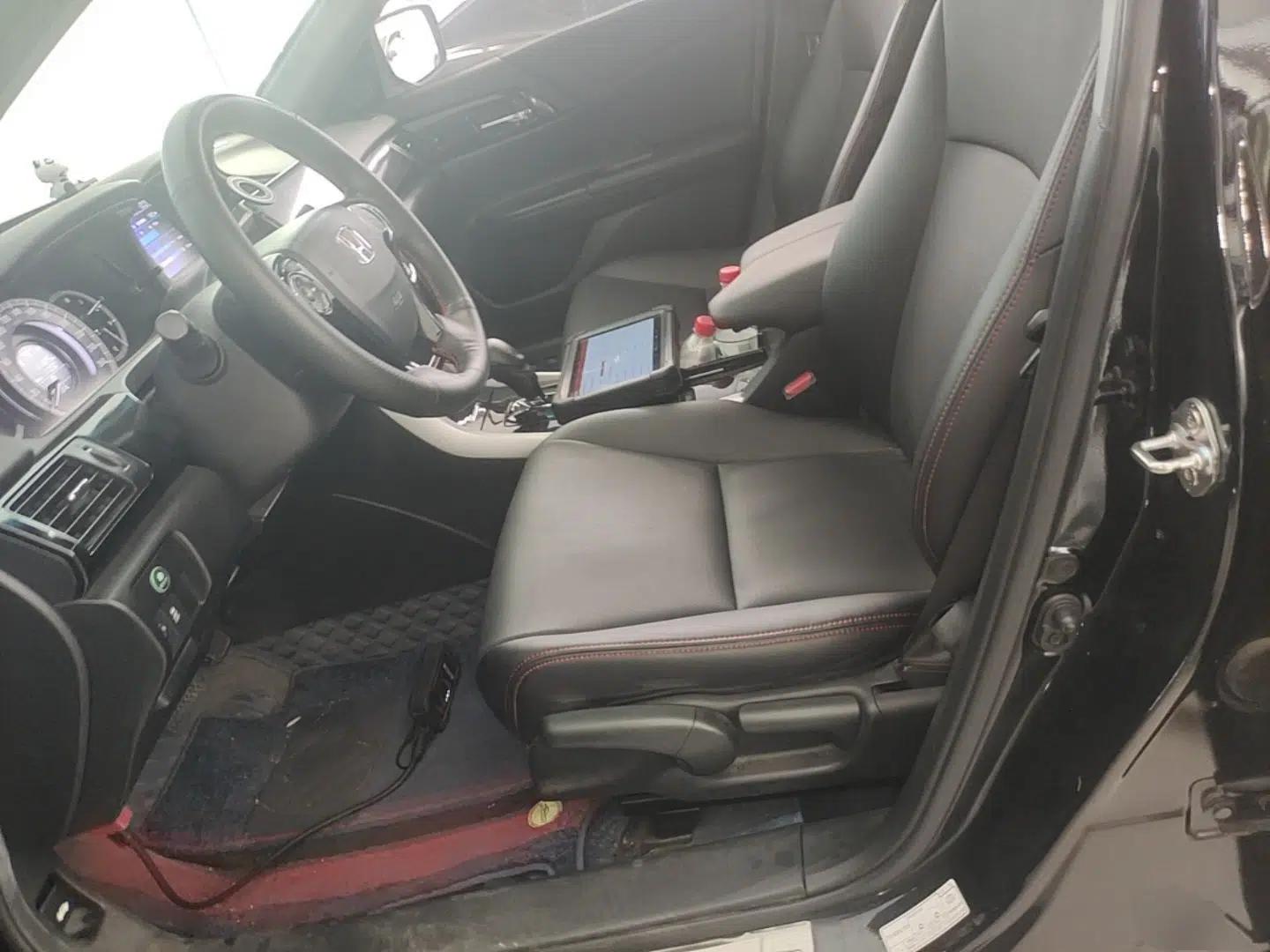 Honda Accord 2016 2.0L Comfort Edition — миниатюра 17