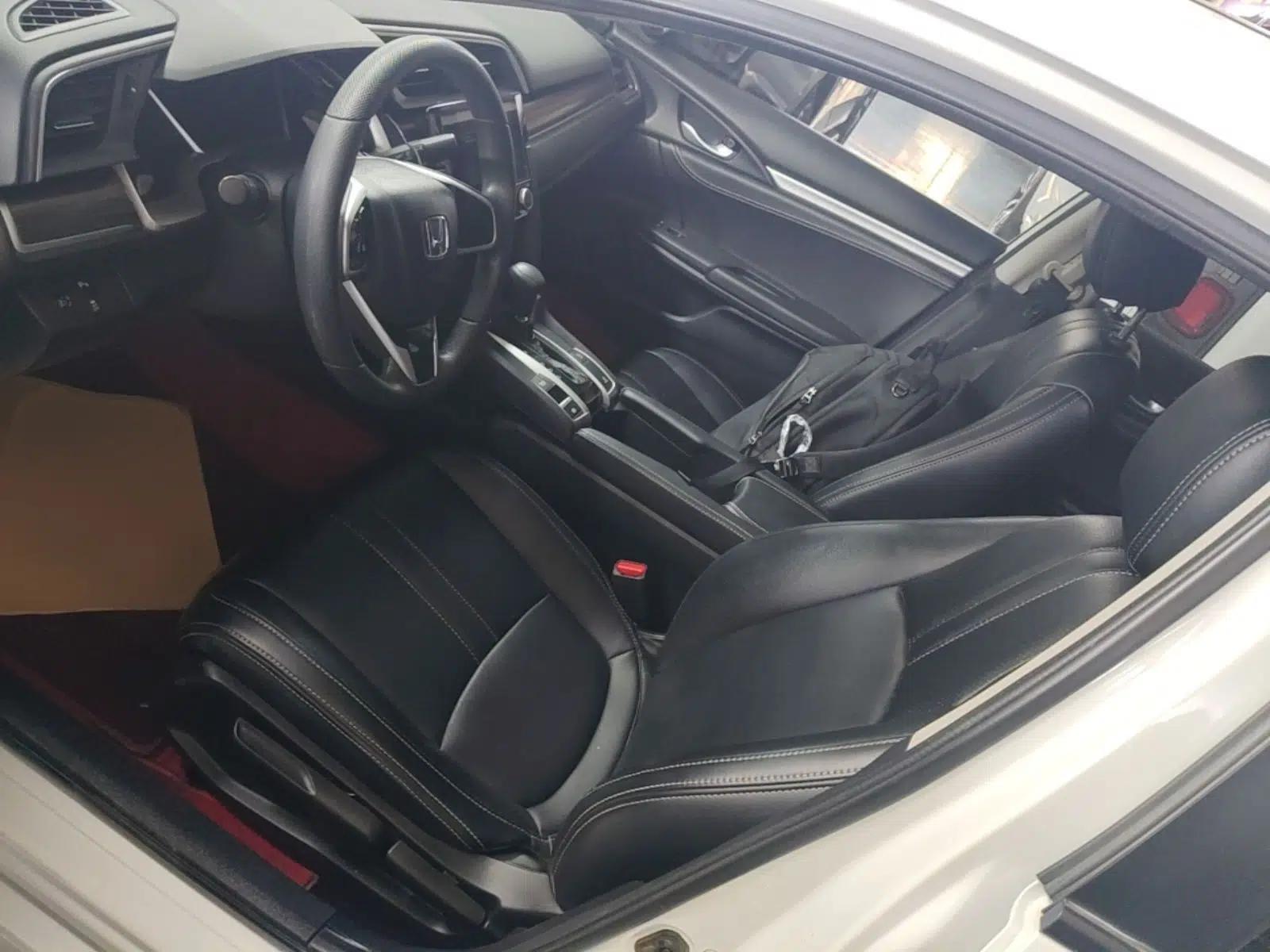 Honda Civic 2019 220TURBO CVT Dynamic Edition China V Emission Standard — миниатюра 17