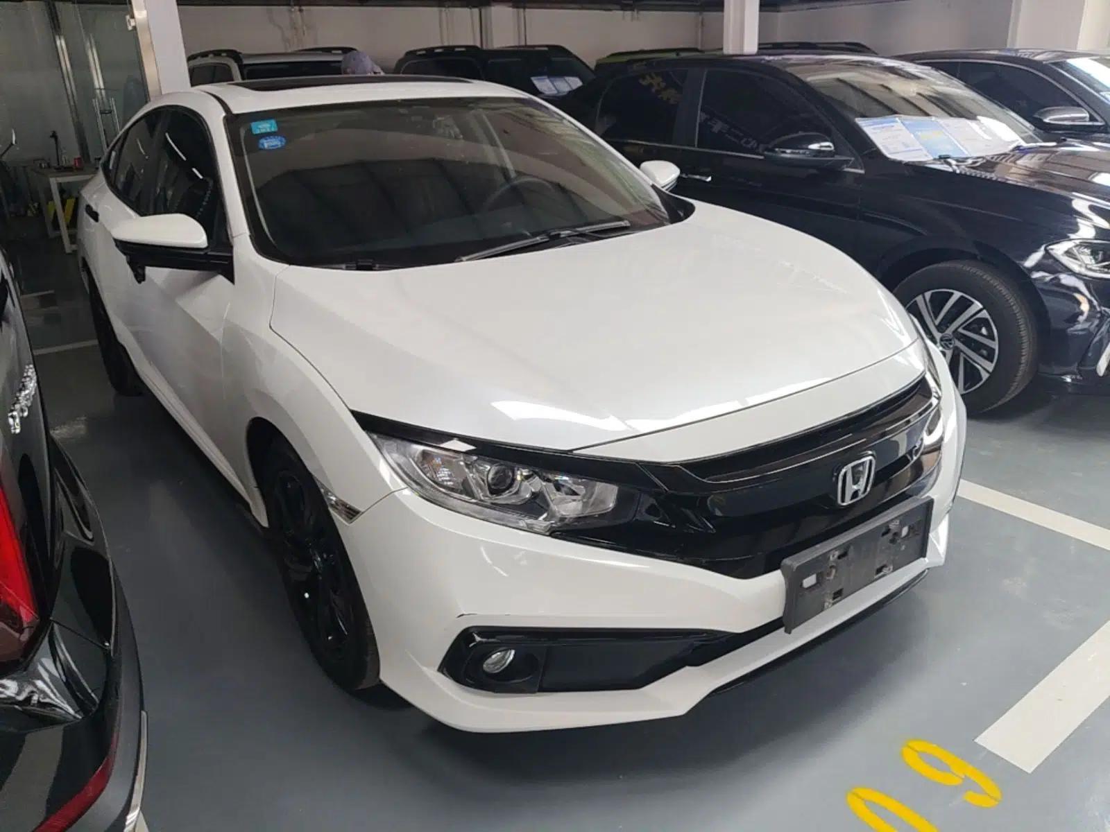 Honda Civic 2019 220TURBO CVT Dynamic Edition China V Emission Standard — миниатюра 3