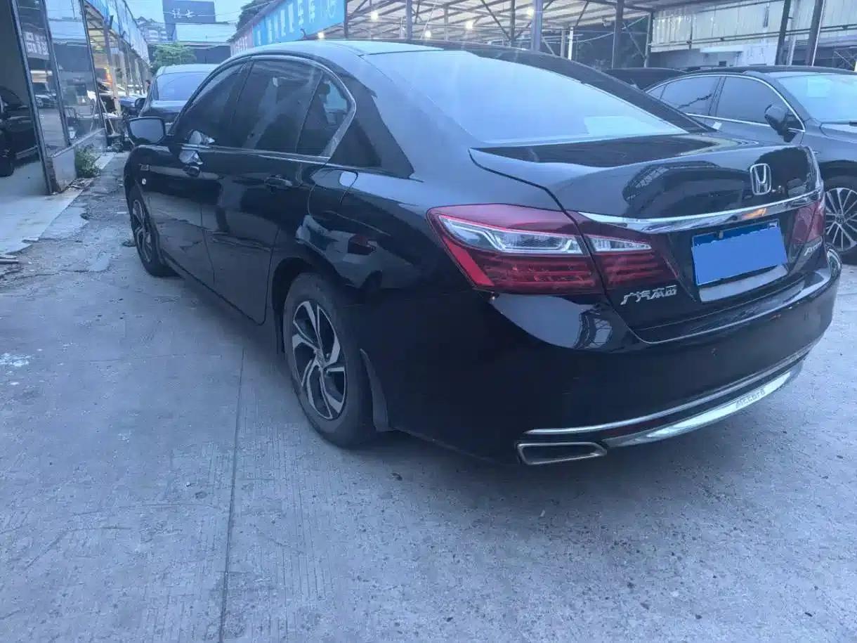 2016 Honda Accord 2.0L Comfort Edition — миниатюра 7