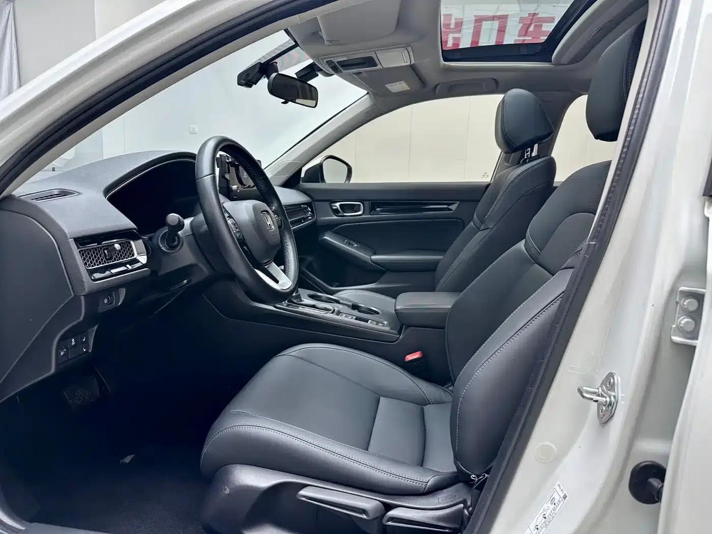 Civic 2022 180TURBO CVT Premium Edition — миниатюра 4