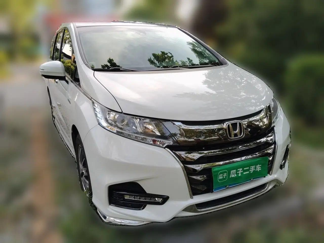 Honda Odyssey 2019 2.0L Rui-Changxiang Edition — миниатюра 3