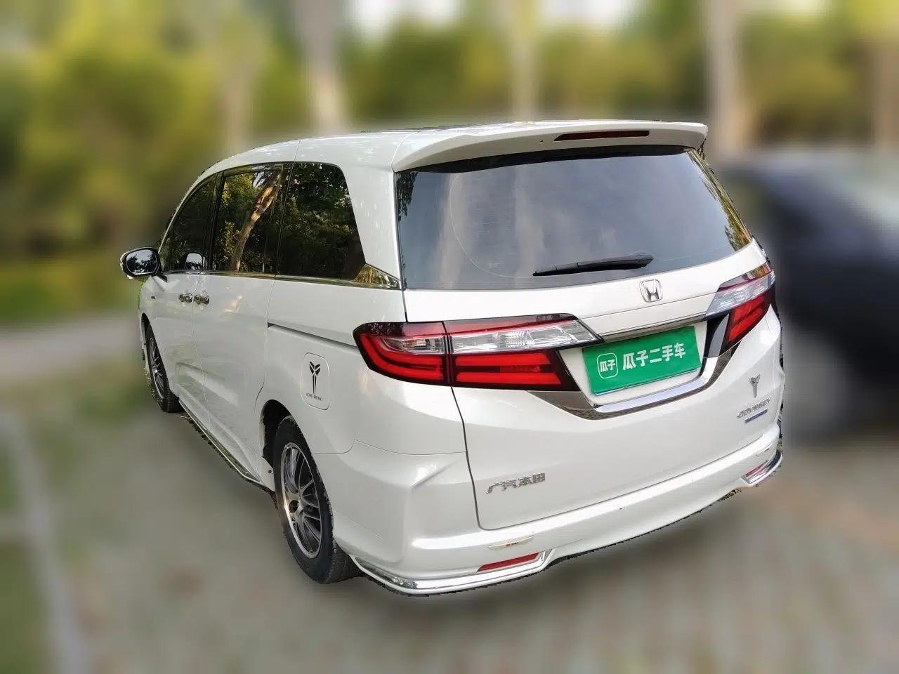 Honda Odyssey 2019 2.0L Rui-Changxiang Edition — миниатюра 4